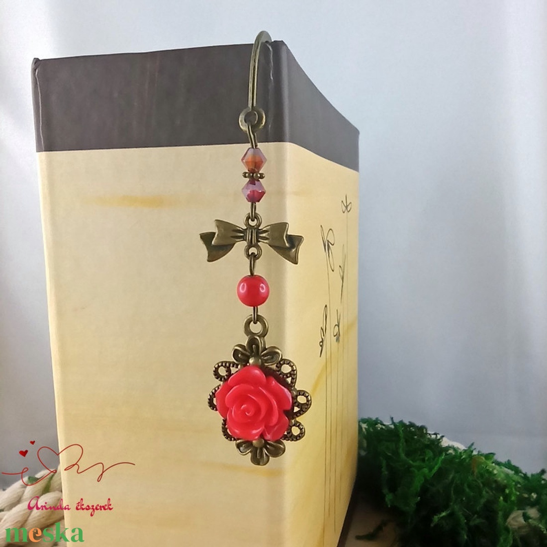 Piros rózsás könyvjelző - Anyák napi apró figyelmesség #59 - könyv & zene - könyvjelző - Meska.hu