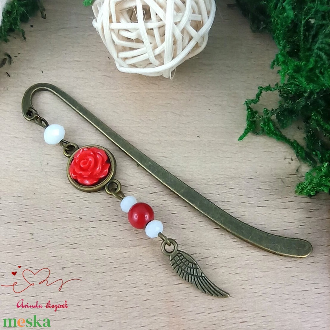 Piros rózsás könyvjelző - Anyák napi apró figyelmesség #60 - könyv & zene - könyvjelző - Meska.hu