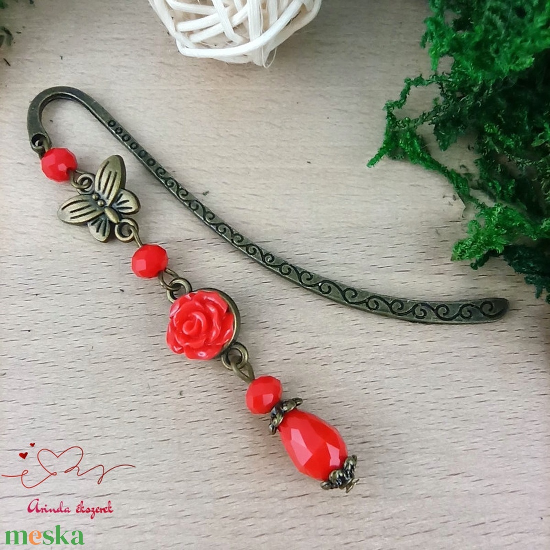 Piros rózsás könyvjelző - Anyák napi apró figyelmesség #61 - könyv & zene - könyvjelző - Meska.hu