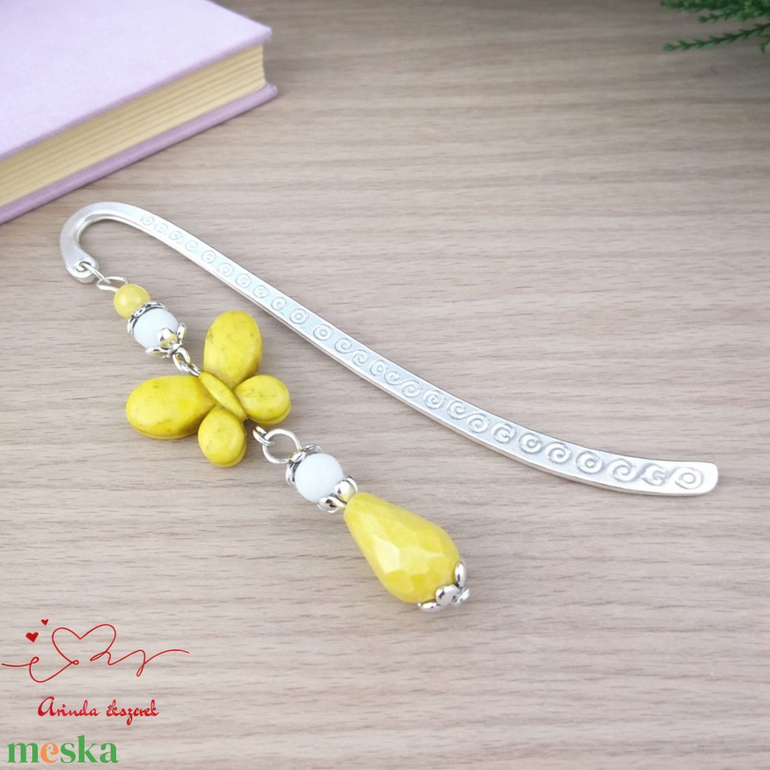 Sárga howlit pillangó könyvjelző � egyedi, kézműves ajándék olvasóknak - könyv & zene - könyvjelző - Meska.hu