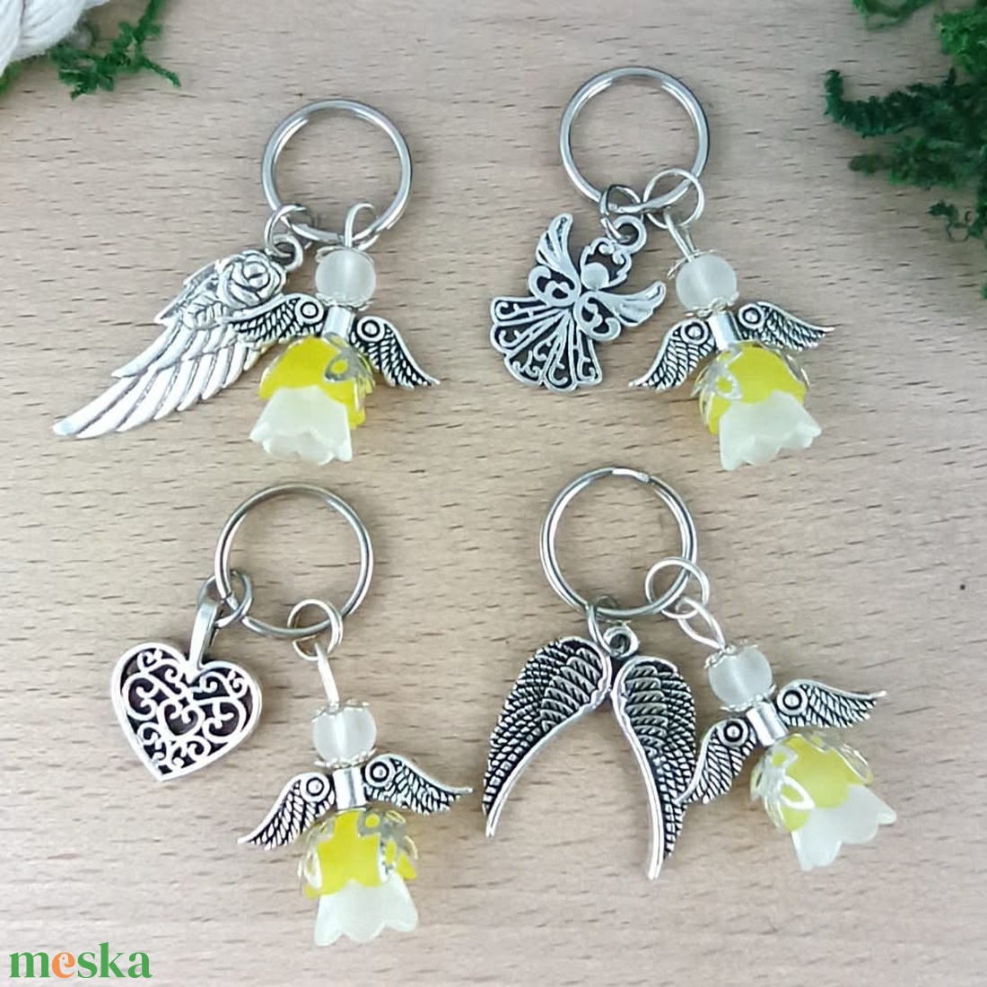 Nőnapi ajándék - sárga angyal kulcstartó ajándékkártyával, választható medállal és kártyával - táska & tok - kulcstartó & táskadísz - kulcstartó - Meska.hu