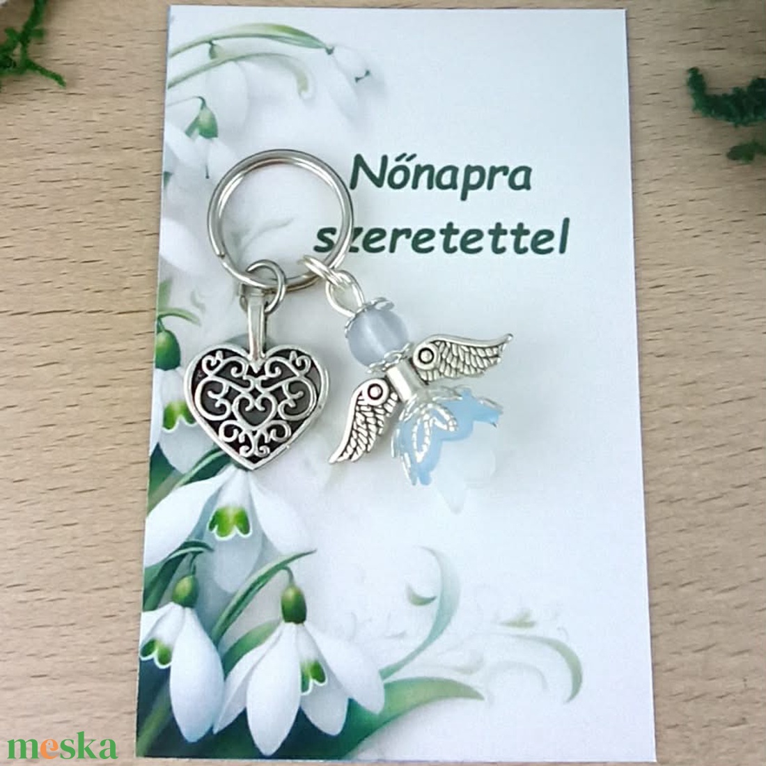 Nőnapi ajándék - kék angyal kulcstartó ajándékkártyával, választható medállal és kártyával - táska & tok - kulcstartó & táskadísz - kulcstartó - Meska.hu