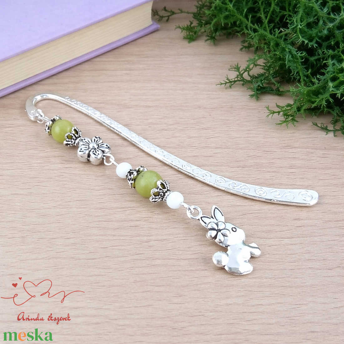 Olivazöld nyuszis könyvjelző � óvónéninek és dadusnak év végi köszönőajándék - könyv & zene - könyvjelző - Meska.hu