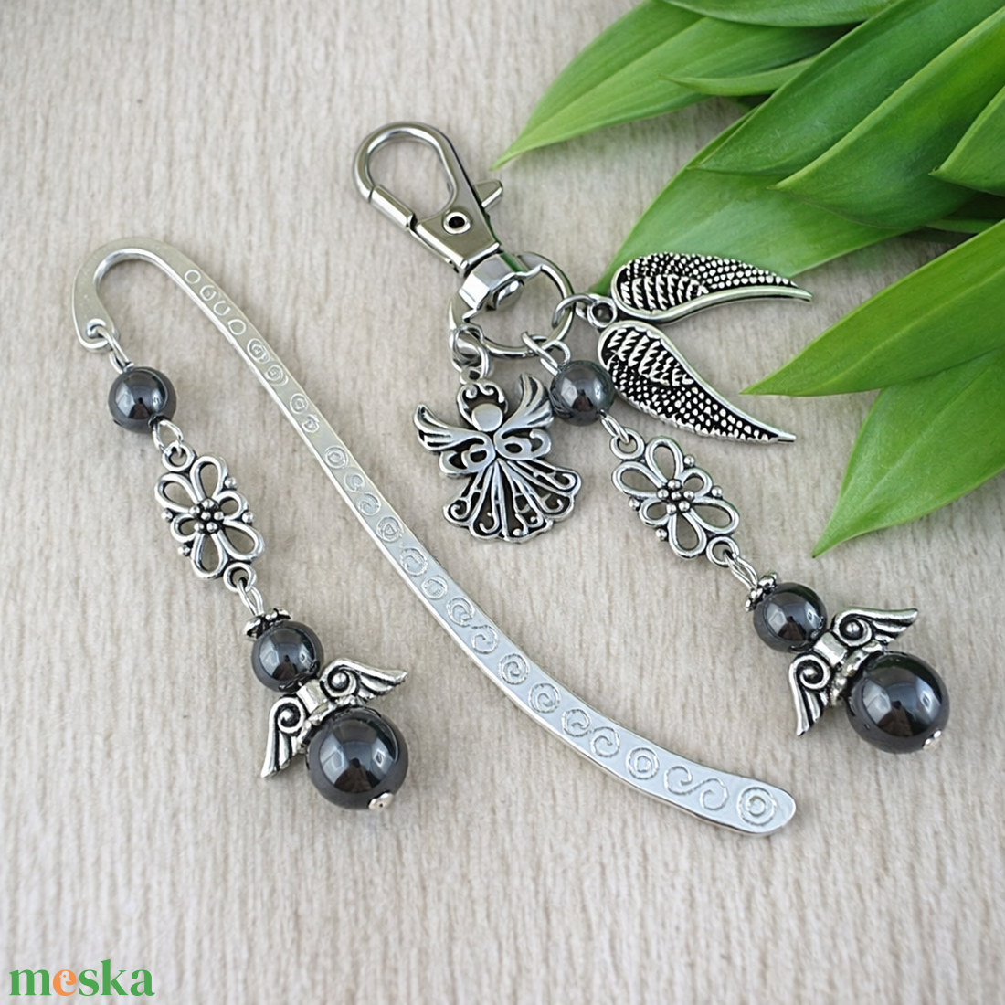 Hematit grafit angyal könyvjelző és kulcstartó szett � ásvány ajándék - könyv & zene - könyvjelző - Meska.hu