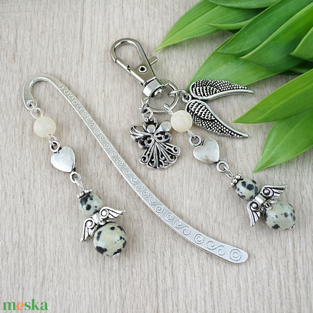 Dalmata jáspis angyal könyvjelző és kulcstartó szett � ásvány ajándék - könyv & zene - könyvjelző - Meska.hu