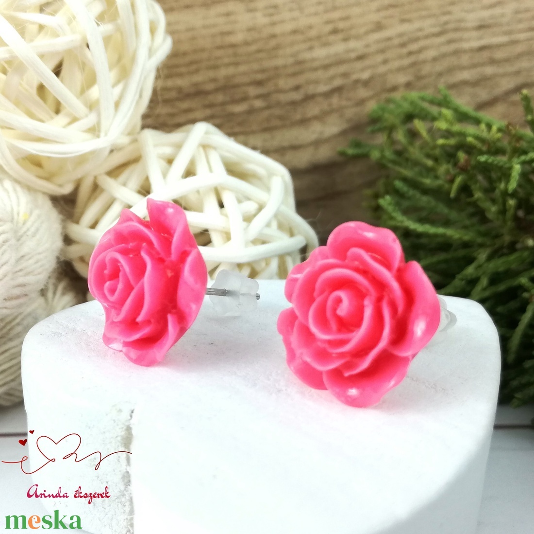 14 mm sötét rózsa rózsa bedugós fülbevaló � nemesacél alapú romantikus virág ékszer, ajándék nőknek - ékszer - fülbevaló - pötty fülbevaló - Meska.hu