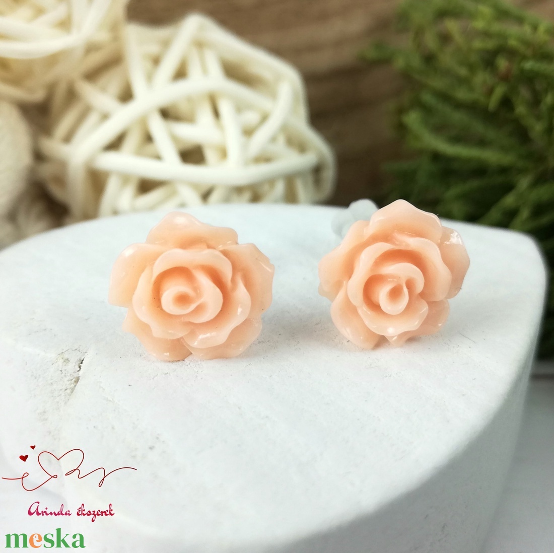 Körte rózsás bedugós fülbevaló � 10 mm, nemesacél alapú elegáns virág ékszer - ékszer - fülbevaló - pötty fülbevaló - Meska.hu