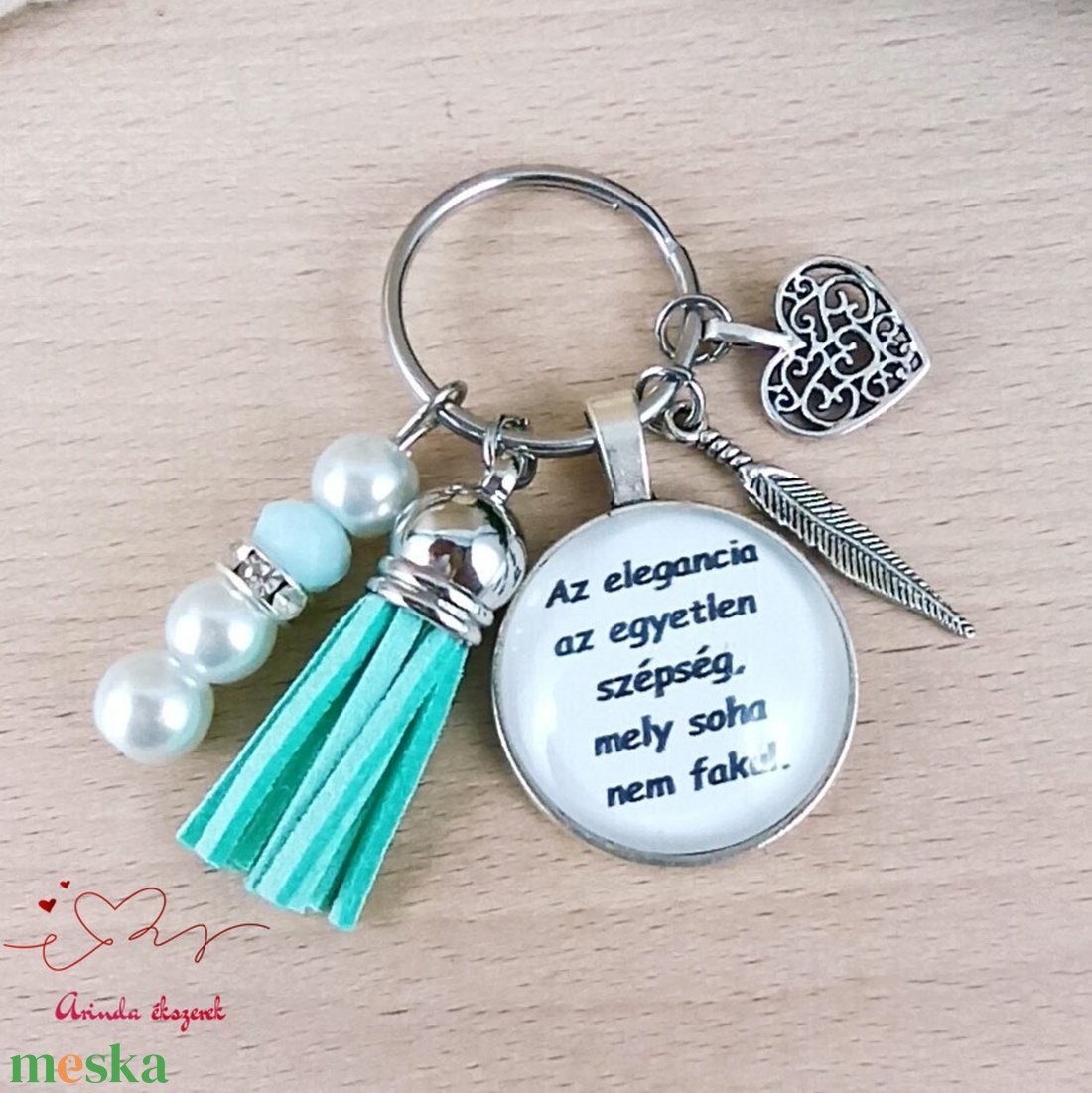Az elegancia az egyetlen szépség, mely soha nem fakul idézetes kulcstartó � elegáns ajándék nőknek - táska & tok - kulcstartó & táskadísz - kulcstartó - Meska.hu