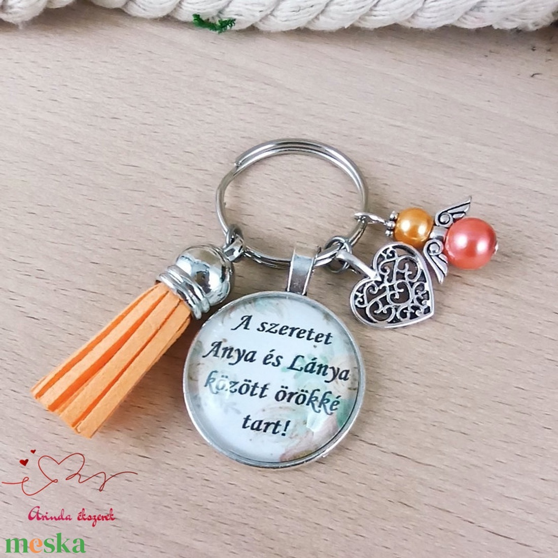 A szeretet Anya és Lánya között örökké tart idézetes kulcstartó � ajándék anyának és lánynak - táska & tok - kulcstartó & táskadísz - kulcstartó - Meska.hu