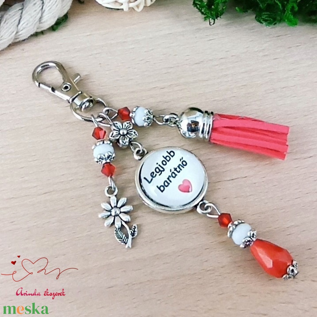 Legjobb barátnő üveglencsés kulcstartó piros bojttal � szívhez szóló ajándék barátnőnek - táska & tok - kulcstartó & táskadísz - kulcstartó - Meska.hu