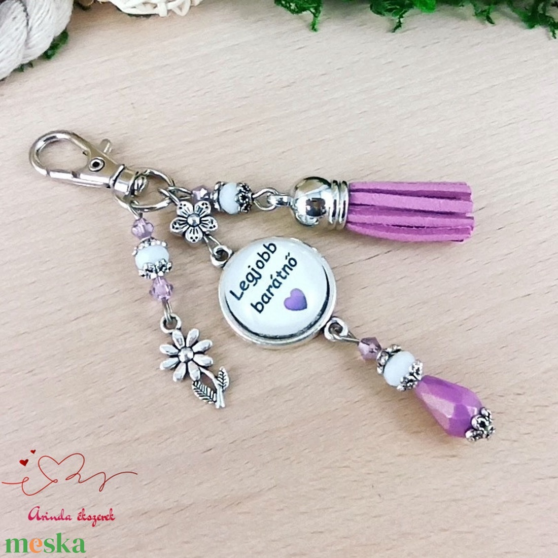 Legjobb barátnő üveglencsés kulcstartó lila bojttal � szívhez szóló ajándék barátnőnek - táska & tok - kulcstartó & táskadísz - kulcstartó - Meska.hu