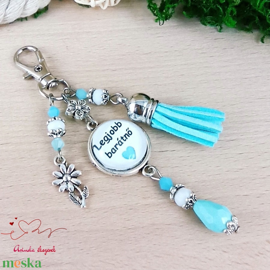 Legjobb barátnő üveglencsés kulcstartó világoskék bojttal � szívhez szóló ajándék barátnőnek - táska & tok - kulcstartó & táskadísz - kulcstartó - Meska.hu