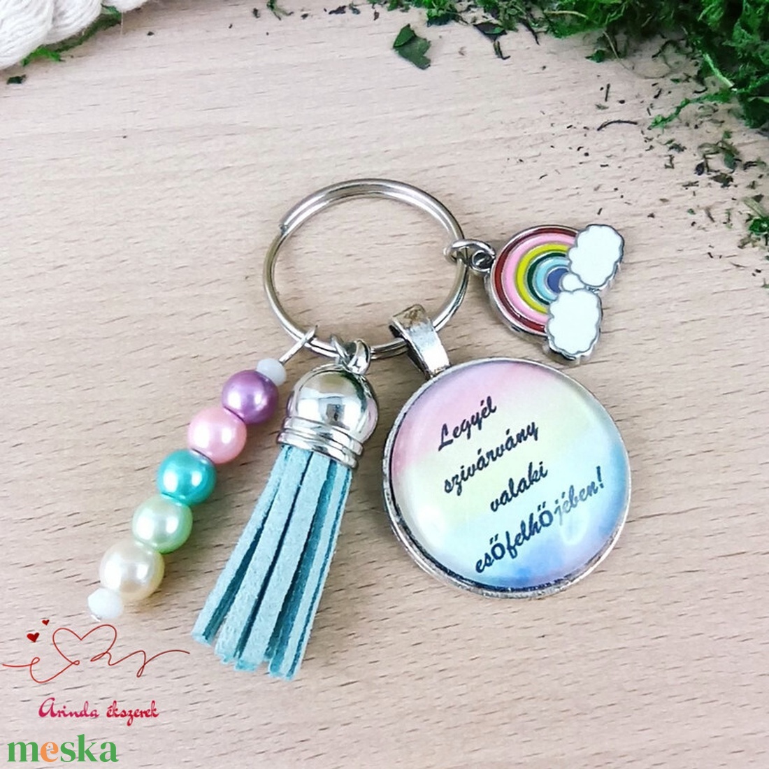 Legyél szivárvány valaki esőfelhőjében motivációs kulcstartó kék bojttal � inspiráló ajándék - táska & tok - kulcstartó & táskadísz - kulcstartó - Meska.hu