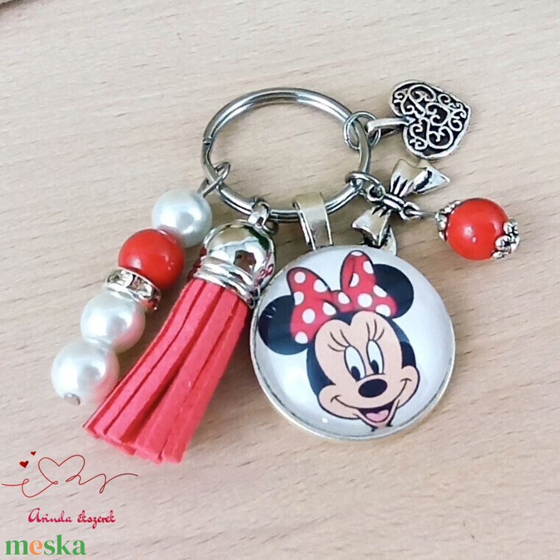 Minnie mintás üveglencsés kulcstartó piros bojttal � cuki ajándék lányoknak - táska & tok - kulcstartó & táskadísz - kulcstartó - Meska.hu