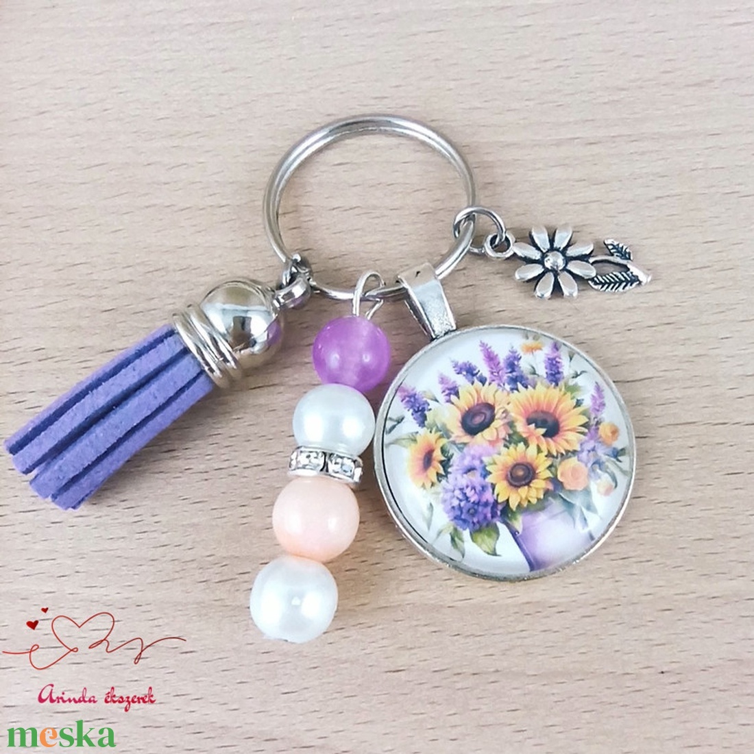 Napraforgós levendulás üveglencsés kulcstartó lila bojttal � nyári ajándék nőknek - táska & tok - kulcstartó & táskadísz - kulcstartó - Meska.hu