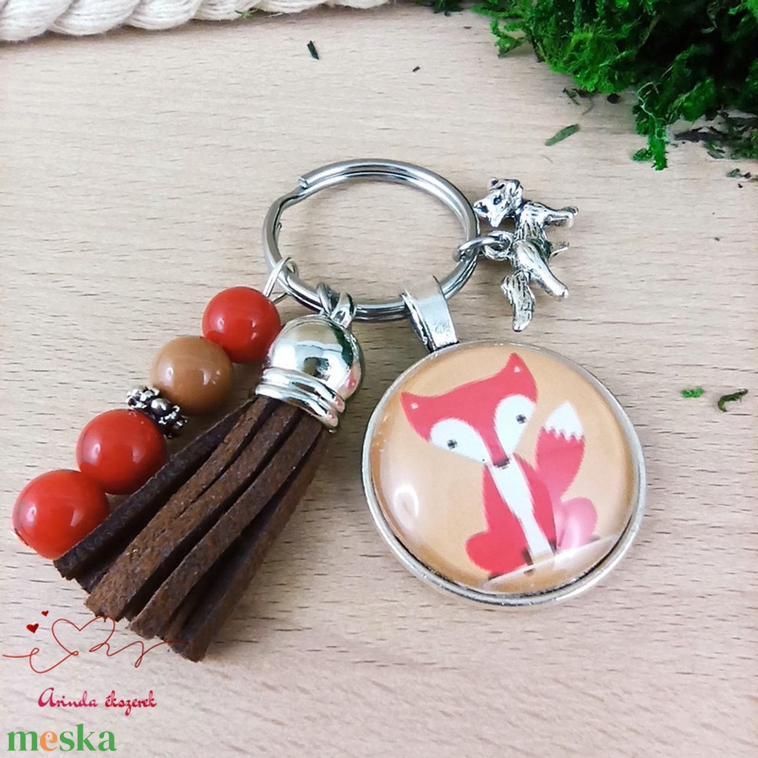 Vidám rókás üveglencsés kulcstartó barna bojttal � erdei mintás ajándék gyerekeknek - táska & tok - kulcstartó & táskadísz - kulcstartó - Meska.hu