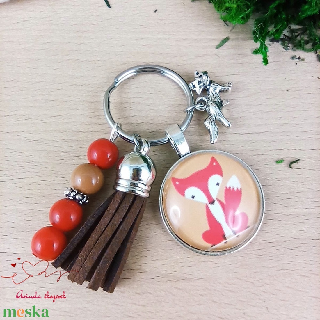 Vidám rókás üveglencsés kulcstartó barna bojttal � erdei mintás ajándék gyerekeknek - táska & tok - kulcstartó & táskadísz - kulcstartó - Meska.hu