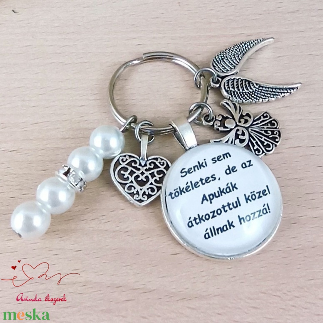 Senki sem tökéletes, de az Apukák idézetes üveglencsés kulcstartó � ajándék apának - táska & tok - kulcstartó & táskadísz - kulcstartó - Meska.hu