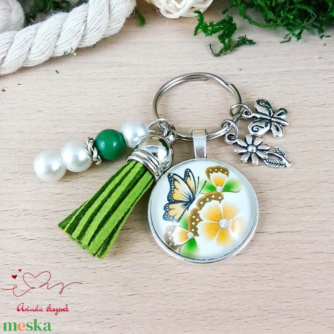 Pillangós kulcstartó � ajándék óvónéninek tanévzáróra - táska & tok - kulcstartó & táskadísz - kulcstartó - Meska.hu