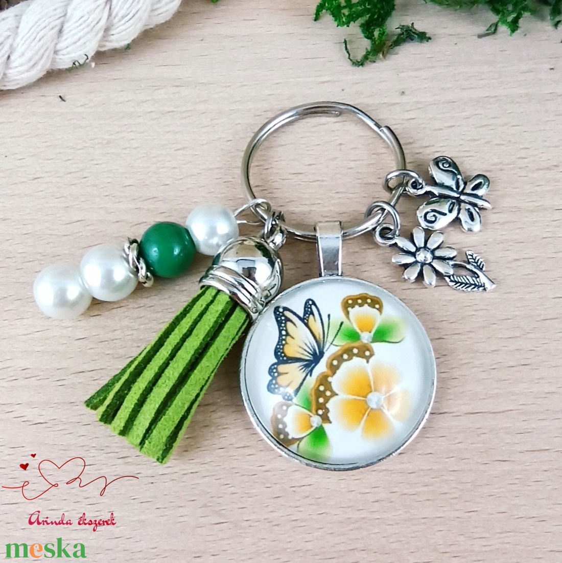 Pillangós kulcstartó � ajándék óvónéninek tanévzáróra - táska & tok - kulcstartó & táskadísz - kulcstartó - Meska.hu