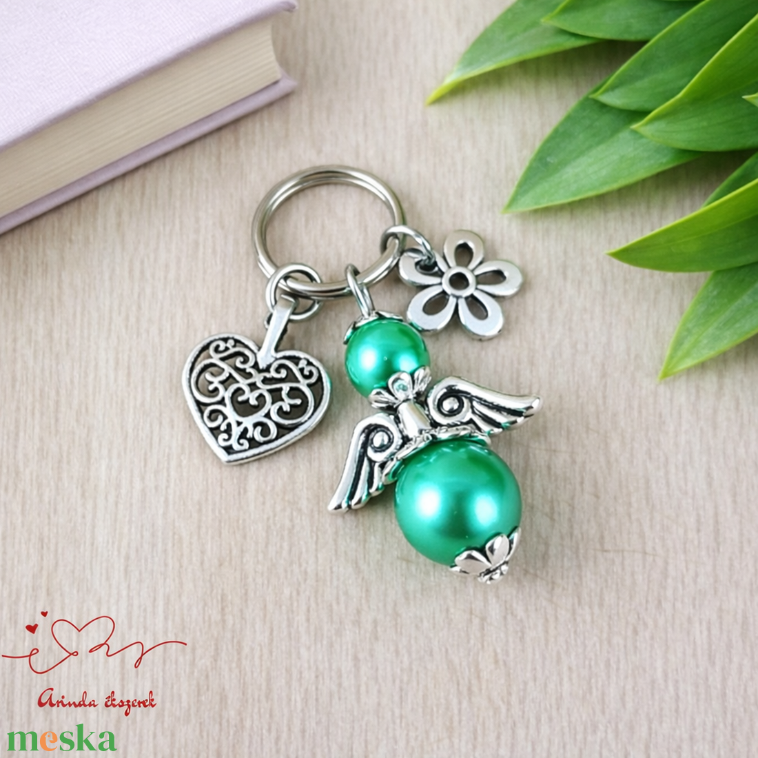 Tengerzöld angyalkás kulcstartó - tanár búcsúajándék, pedagógus ajándék évzáróra - táska & tok - kulcstartó & táskadísz - kulcstartó - Meska.hu