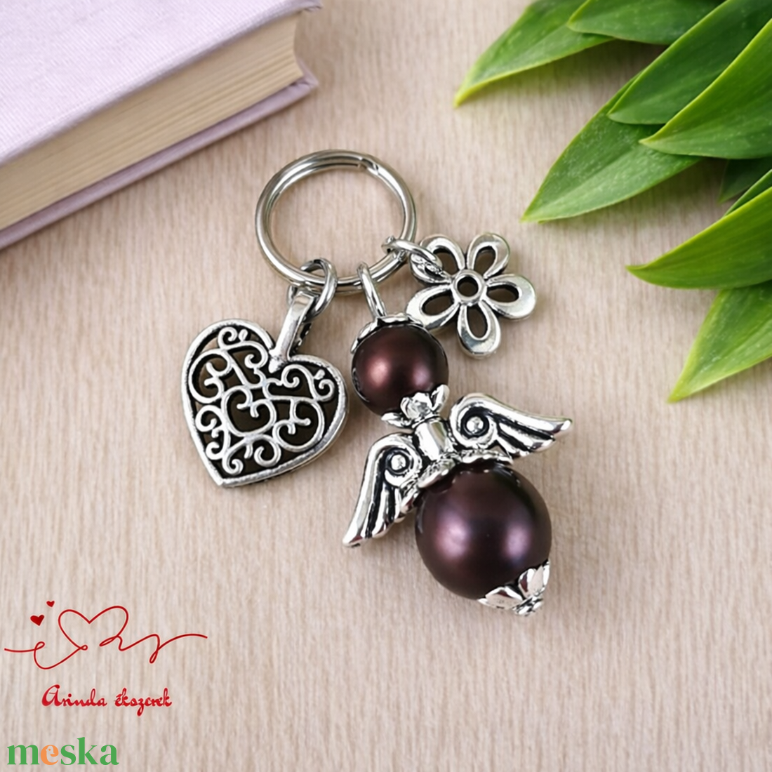 Barna angyalkás kulcstartó � kézműves kulcstartó ajándék, angyalka táskadísz - táska & tok - kulcstartó & táskadísz - kulcstartó - Meska.hu