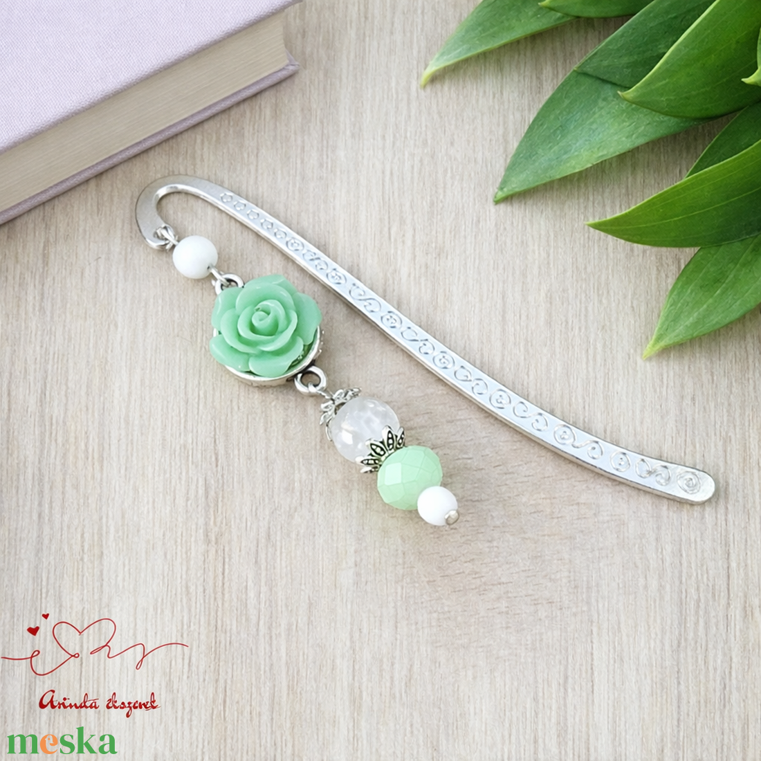 Menta rózsás könyvjelző - Anyák napi apró figyelmesség #72 - könyv & zene - könyvjelző - Meska.hu