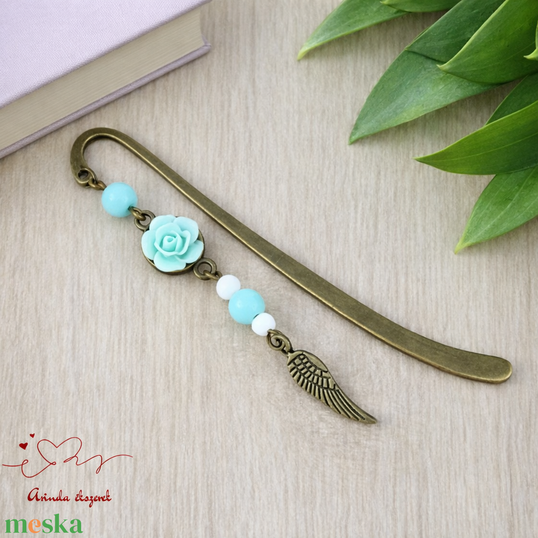 Menta rózsás könyvjelző - Anyák napi apró figyelmesség #70 - könyv & zene - könyvjelző - Meska.hu