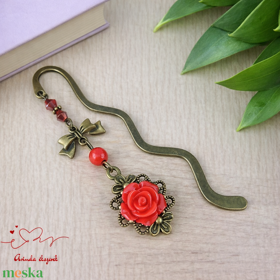 Piros rózsás könyvjelző - Anyák napi apró figyelmesség #59 - könyv & zene - könyvjelző - Meska.hu