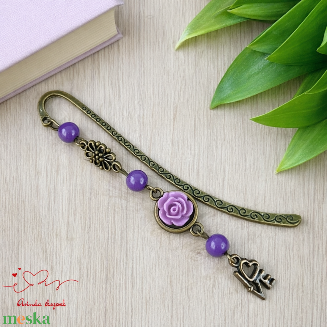 Rózsaszín rózsás könyvjelző - Anyák napi apró figyelmesség #55 - könyv & zene - könyvjelző - Meska.hu