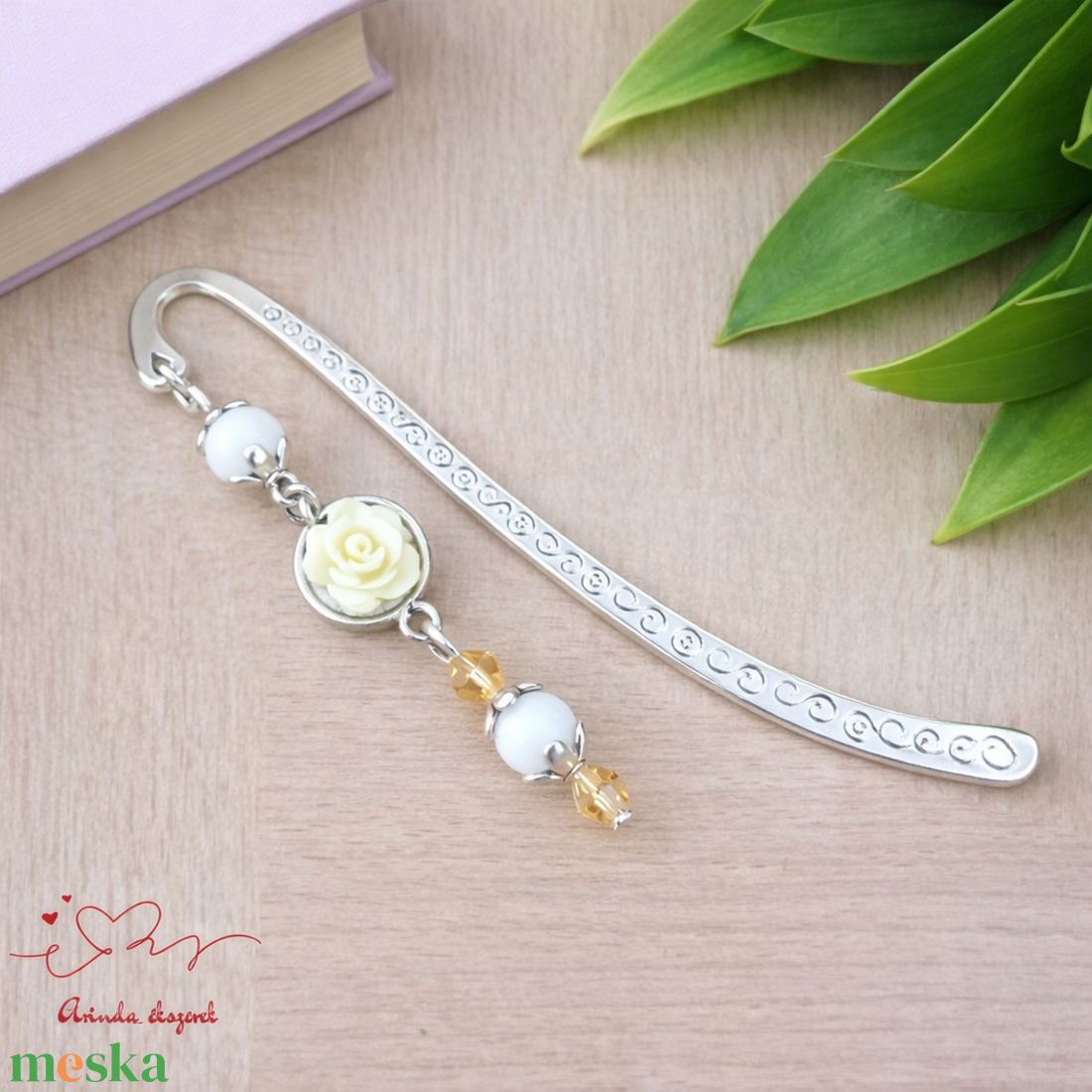 Rózsaszín rózsás könyvjelző - Anyák napi apró figyelmesség #27 - könyv & zene - könyvjelző - Meska.hu