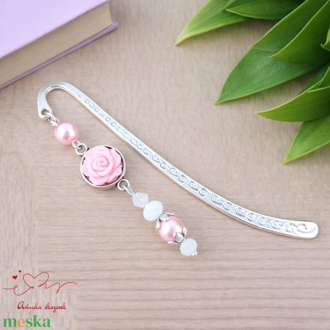 Rózsaszín rózsás könyvjelző - Anyák napi apró figyelmesség #19 - könyv & zene - könyvjelző - Meska.hu