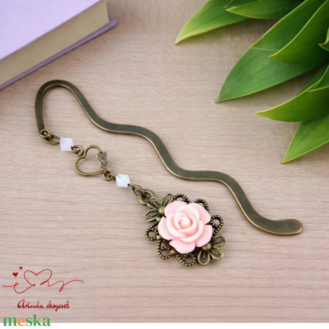 Rózsaszín rózsás könyvjelző - Anyák napi apró figyelmesség #16 - könyv & zene - könyvjelző - Meska.hu