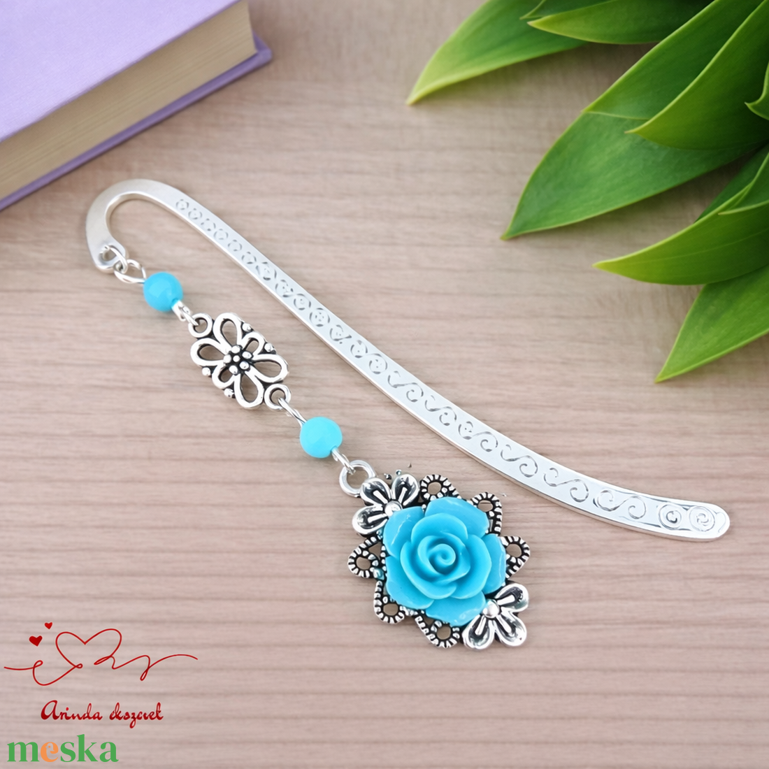 Világoskék rózsás könyvjelző - Anyák napi apró figyelmesség #2 - könyv & zene - könyvjelző - Meska.hu