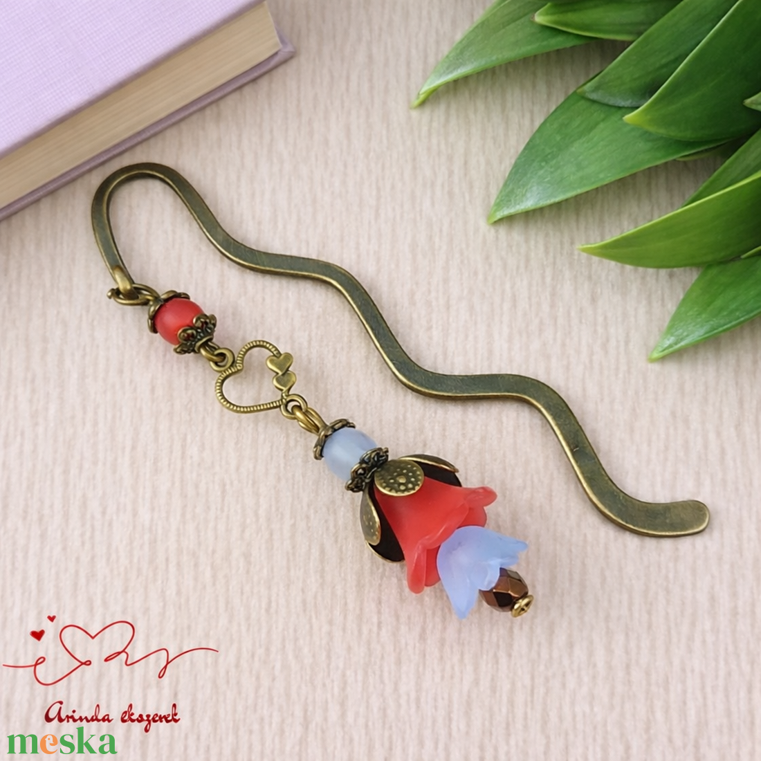 Piros-kék virágos könyvjelző - könyv & zene - könyvjelző - Meska.hu