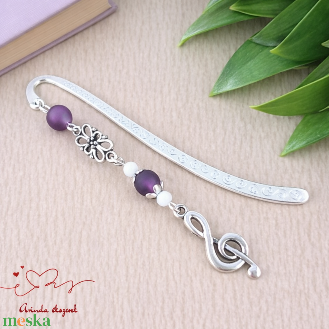 Violinkulcs könyvjelző � lila gyöngyökkel, évzáró ajándék pedagógusnak - könyv & zene - könyvjelző - Meska.hu