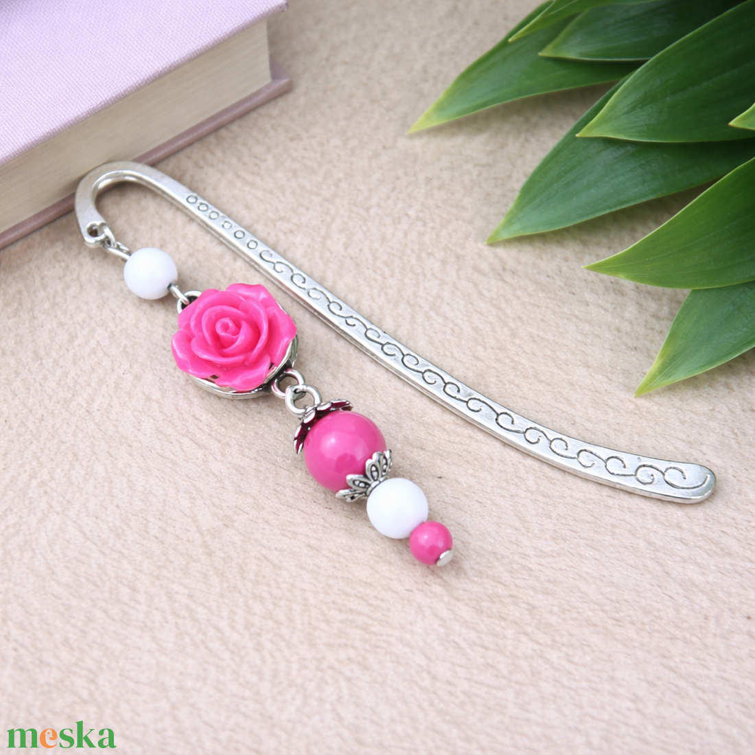 Pink rózsás könyvjelző - Anyák napi apró figyelmesség #87 - könyv & zene - könyvjelző - Meska.hu