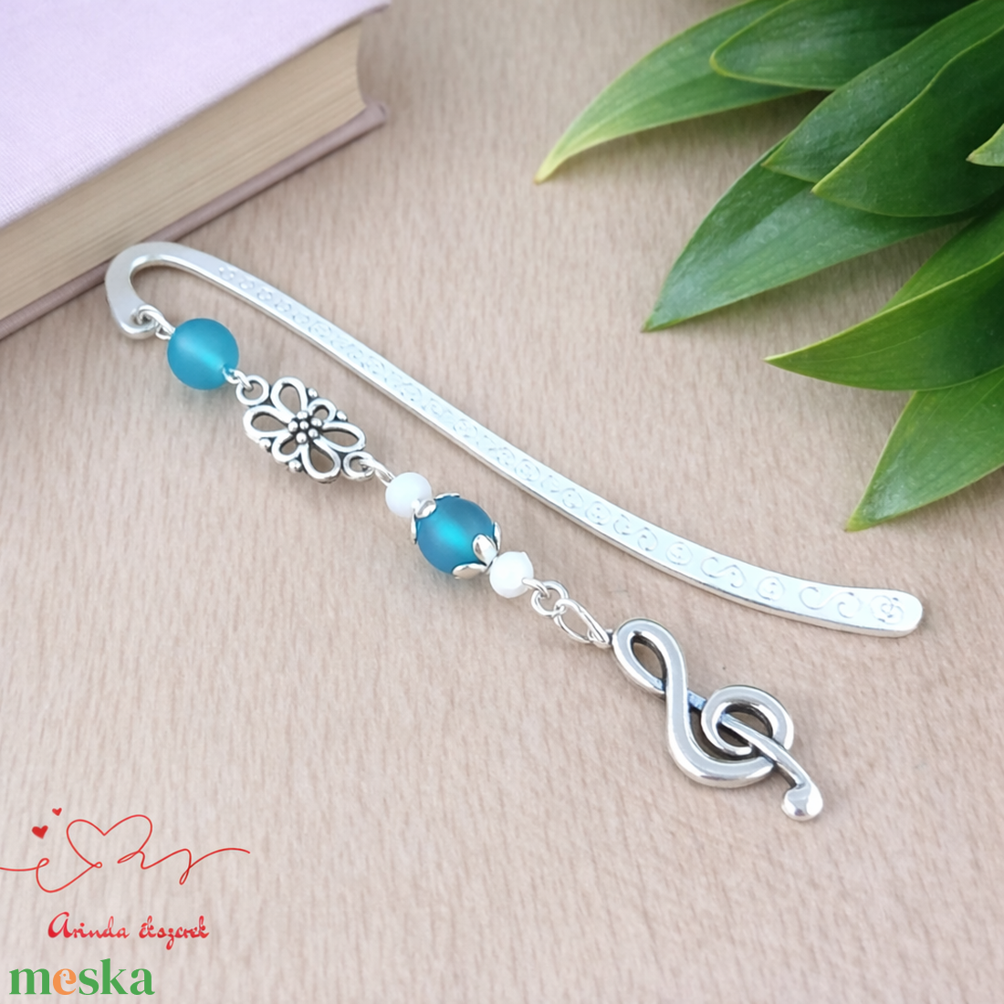 Violinkulcs könyvjelző � világoskék gyöngyökkel, évzáró ajándék pedagógusnak - könyv & zene - könyvjelző - Meska.hu