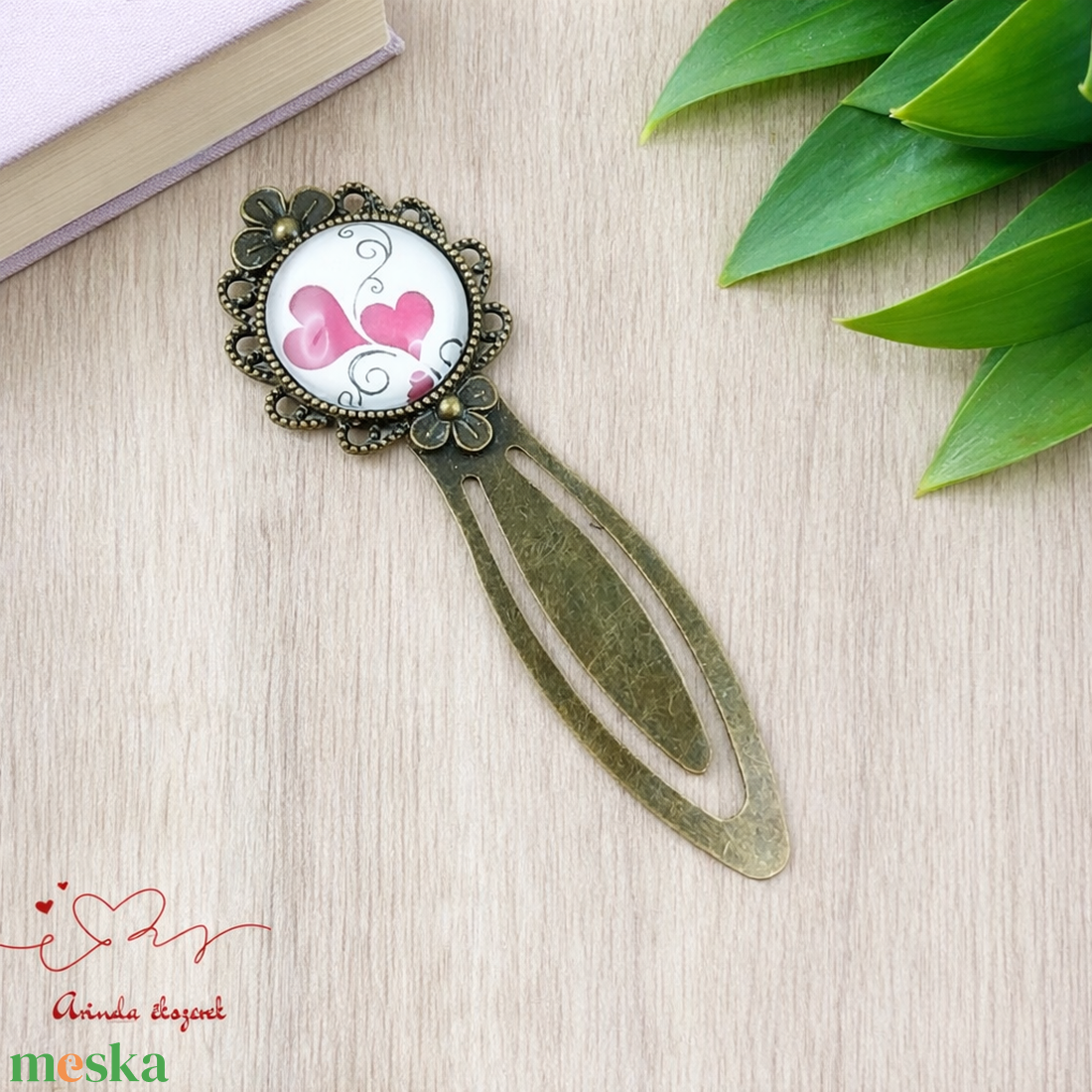 Szíves romantikus könyvjelző � Valentin-napi ajándék olvasóknak - könyv & zene - könyvjelző - Meska.hu