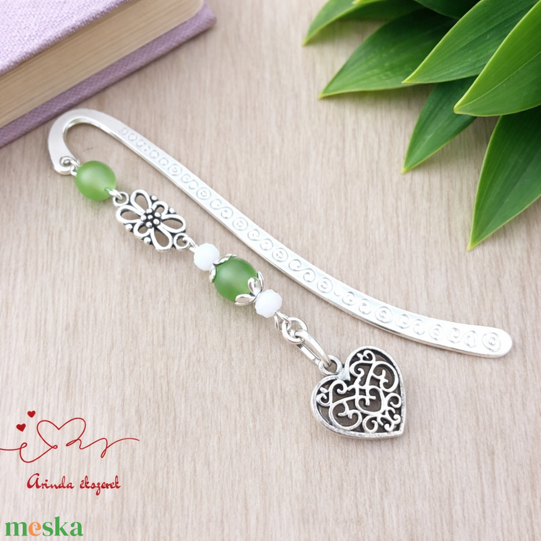 Szív charm könyvjelző pedagógusnapra � zöld gyöngyökkel - könyv & zene - könyvjelző - Meska.hu