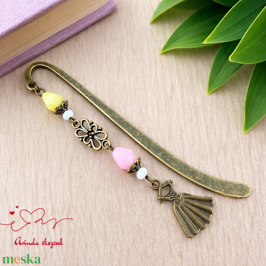 Ruhás könyvjelző � elegáns, kézműves ajándék olvasóknak - könyv & zene - könyvjelző - Meska.hu