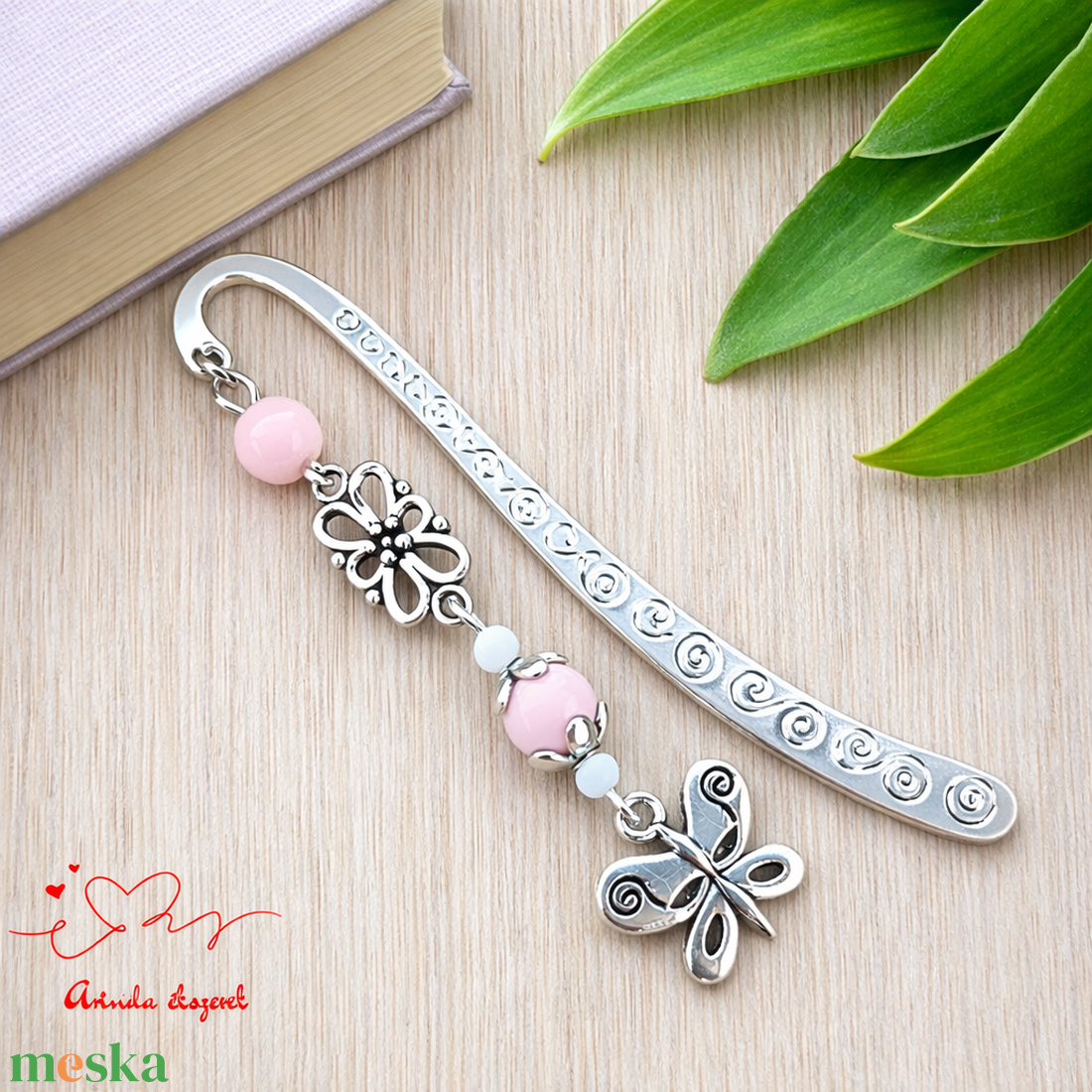 Rózsaszín pillangós könyvjelző pedagógusnak � évzáró ajándék - könyv & zene - könyvjelző - Meska.hu