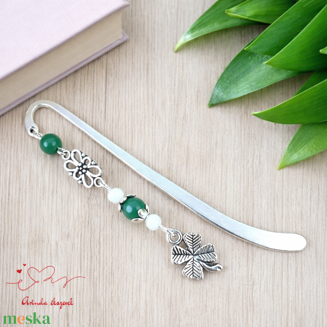 Lóherés könyvjelző zöld gyönggyel � szerencsehozó ajándék - könyv & zene - könyvjelző - Meska.hu