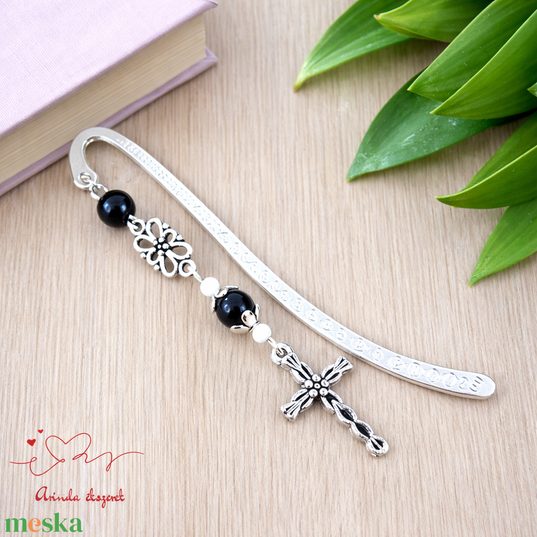 Fekete kereszt könyvjelző � hittan, erkölcstan pedagógusnak � évzáró, pedagógusnapi ajándék - könyv & zene - könyvjelző - Meska.hu