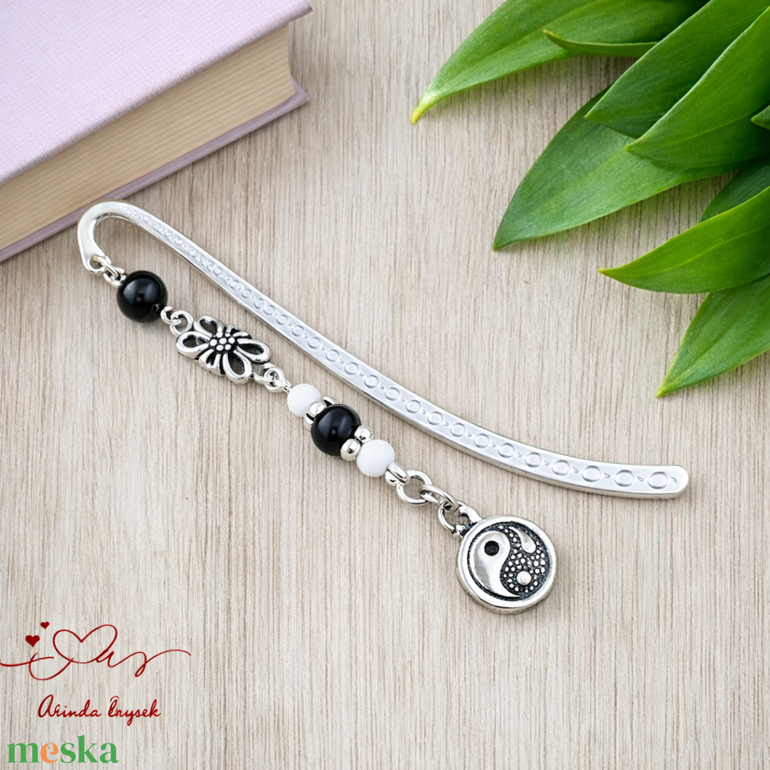 Fekete�fehér jin-jang könyvjelző � egyedi, kézműves ajándék olvasóknak - könyv & zene - könyvjelző - Meska.hu