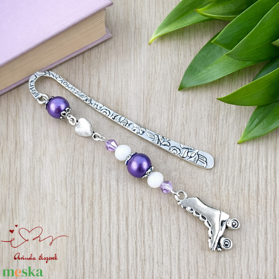 Lila görkorcsolyás könyvjelző � sportos ajándék születésnapra és névnapra - könyv & zene - könyvjelző - Meska.hu