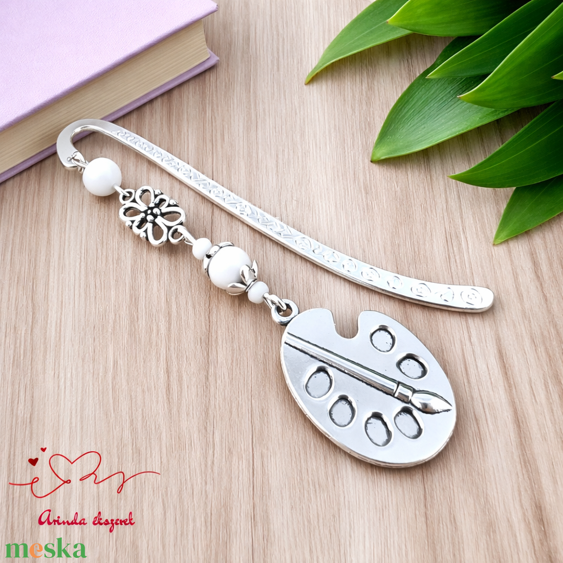 Fehér festőpalettás könyvjelző � pedagógusnapi és évzáró ajándék tanároknak - könyv & zene - könyvjelző - Meska.hu