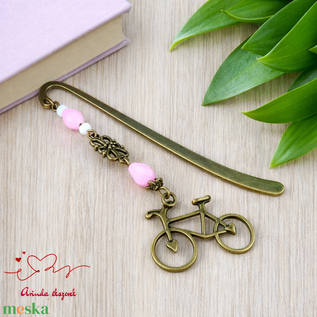 Biciklis könyvjelző � sportos, természetkedvelő ajándék szülinapra, névnapra sárga gyöngyökkel - könyv & zene - könyvjelző - Meska.hu