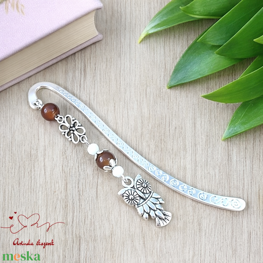 Bagoly könyvjelző barna gyöngyökkel � kézműves ajándék olvasóknak és tanároknak - könyv & zene - könyvjelző - Meska.hu