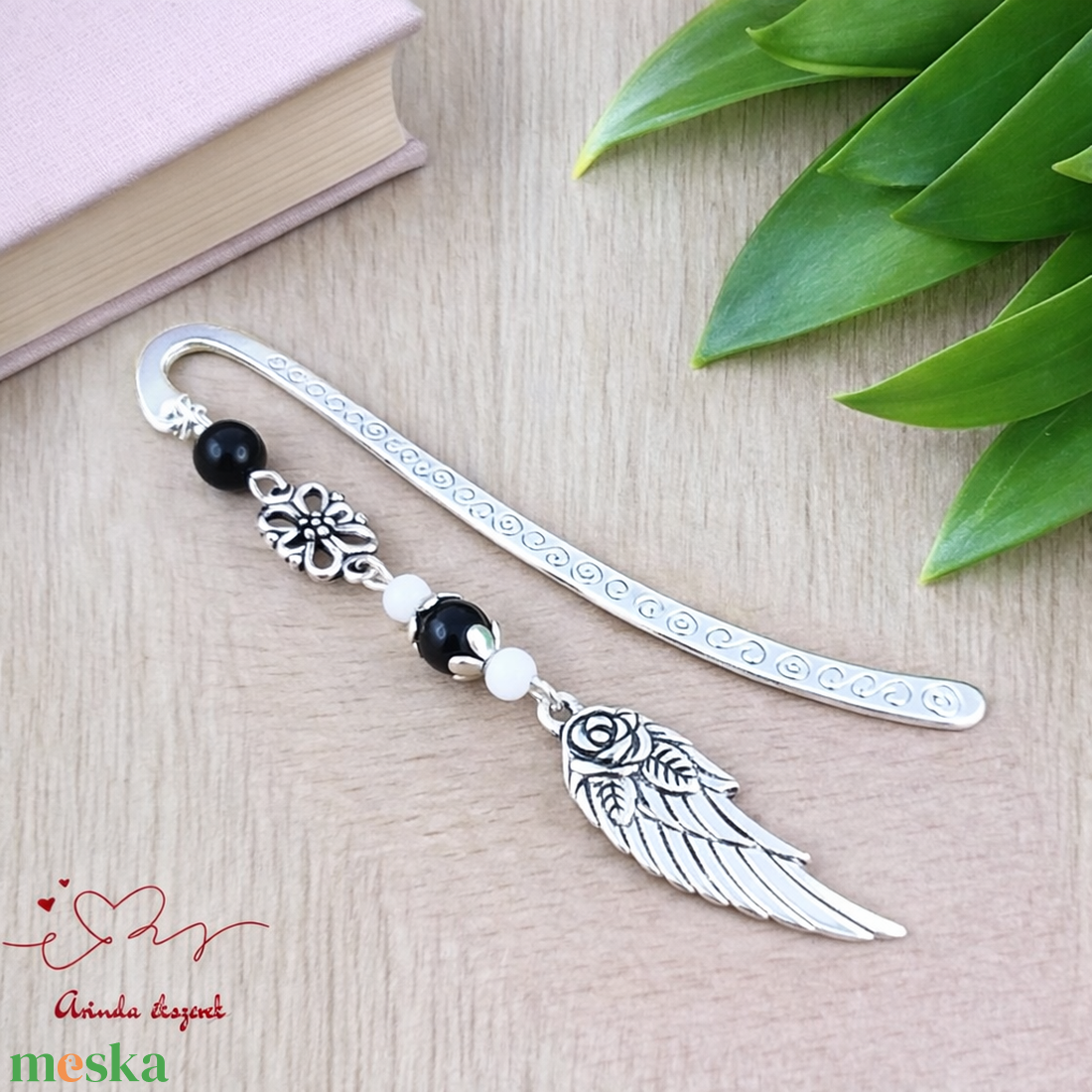 Angyalszárnyas könyvjelző - évzáró ajándék ballagásra, év végi köszönetként fekete színben - könyv & zene - könyvjelző - Meska.hu